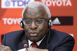国際陸連の汚職が日本にも「飛び火」　五輪招致時に500万ドル「贈賄疑惑」