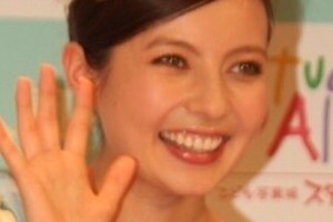 「身を引くのも愛の形」「嫉妬心を制御できない女性」　執拗に川谷妻を非難するデヴィ夫人の「なぜ」