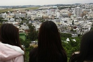 30代では3分の2が佐喜真氏に投票　若年層に「辺野古容認」広がる？