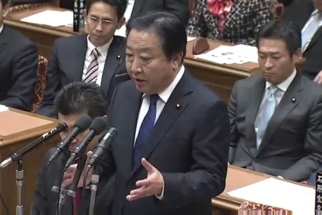 首相経験者が委員会での質問に立つのは異例だ（衆議院審議中継より）