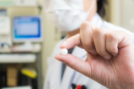 薬局では薬のこと以外の健康相談も受け付ける