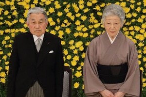 天皇陛下、インフルでも「体調次第でご公務」にネット反響　年間休日は「82日」しかない