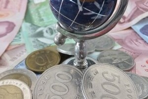 「仮想通貨」は日本では「通貨」じゃない　法改正で生まれる「財産的価値」とは？