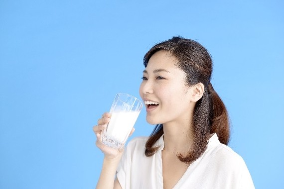 牛乳を大いに飲もう