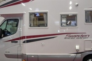 被災者の仮住まいに「トレーラーハウスを」　 清水国明氏が「仮設住宅」を批判する理由