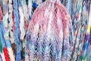 「被災地に千羽鶴はいらない」が議論巻き起こす　被災者を「傲慢」と怒る人たちの理由とは