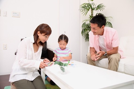 育児ではほめる？ほめない？