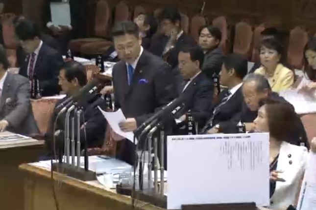 議事録の作成過程が問題視されている（参議院インターネット審議中継から）