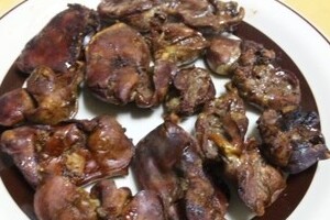 「客」の捜査員に豚の生レバー提供し逮捕　「焼いて食べて」が通用しなかった理由