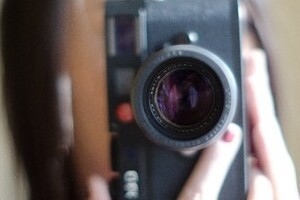 「写ルンです」で撮影しネットに投稿　若者はなぜ、わざわざそんなコトを？