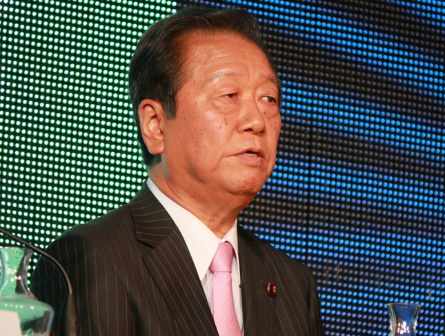 「ネット党首討論」に出席した小沢氏（16年6月19日撮影）