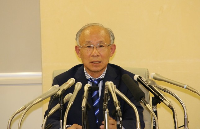 出馬の意思を示していた宇都宮氏（16年7月撮影）
