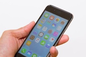 iPhone「10億台突破」したが...　素直に喜べない理由