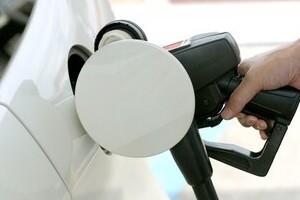 出光経営陣が青ざめた　「想定外」の創業家「奇策」