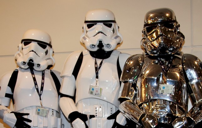 「スターウォーズ」ファンも追悼している（写真はイメージ。15年10月撮影）