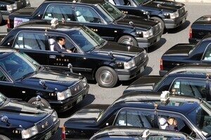 初乗り「410円」タクシー、「お得」と損の分岐点　東京都心で実験始まる