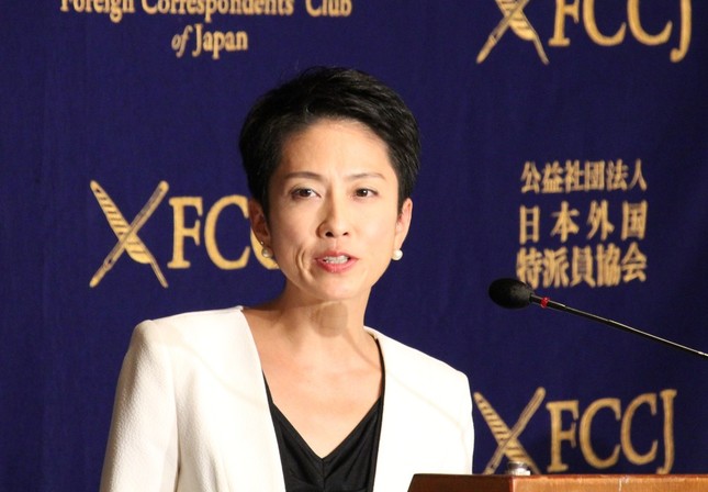 蓮舫氏「岡田代表は大好きだけど、つまらない男」…