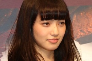 小松菜奈のインスタ大荒れ　写真流出騒動で「BIGBANG」ファン突撃中