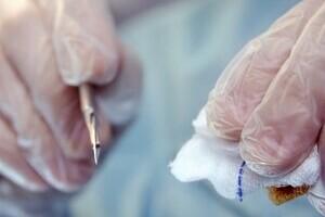 「2万人のありがとう」･･･黙祷、講演　骨髄バンク25周年の全国大会開かれる