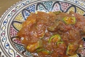 「ミドリガメ肉のカレー」も登場　急増対策に「食べて減らそう」運動