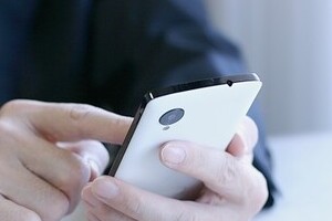 なぜかユニセフに1万円募金したことに...　ソフトバンク「かざして募金」に「覚えがない」人たち