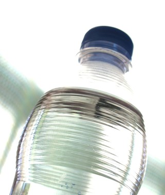 WHOが、糖分入りの清涼飲料水を対象に20%課税を呼びかけ…