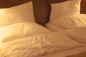 「男性同士NG」ラブホに行政指導　「ホテル側に客選ぶ権利ないの？」の声も