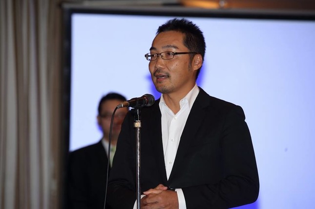 TBS番組に抗議した上杉隆氏（16年10月28日撮影）