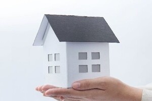 「休日は恋人と過ごしたい」1割未満　独身男女が「一番したい事」は...