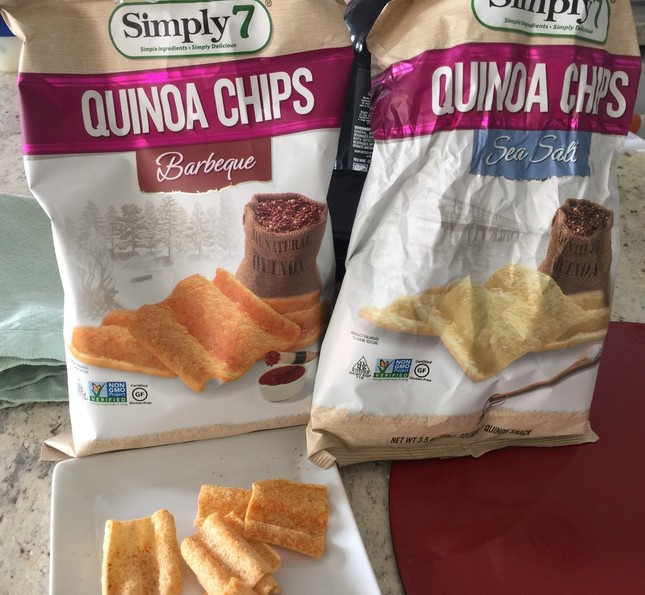 キヌアのチップスは軽くて食べやすい
