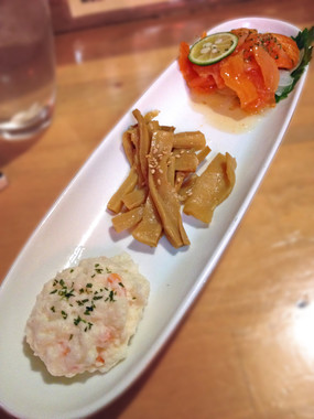 「お通し」を巡って論議に（写真はイメージ）