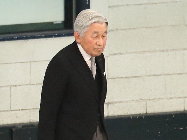 全国戦没者追悼式での天皇陛下（2016年8月15日撮影）