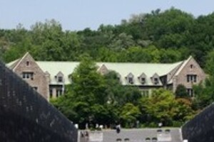 韓国・梨花女子大教授も逮捕　「強制送還」チェ容疑者娘の身代わり答案指示か