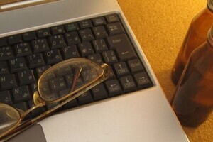 カメラ付き「在宅勤務」システムってアリ？　開発キヤノン「なにか、誤解が...」