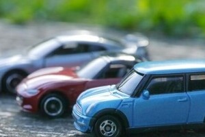 三菱自がスバルに抜かれる日　「世界生産」に変化の波