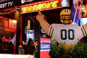 岡田光世「トランプのアメリカ」で暮らす人たちスーパーボウルCMに見る米国企業の「意思」