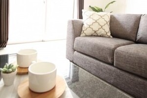 民泊、いよいよ全国解禁　「不法」民泊は一掃されるのか