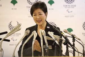 小池百合子氏、自民党「本部」とはこんなに親密　 「都議選後の協力体制」二階幹事長と相談