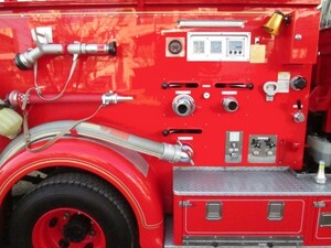 「消防車で団員が食事に」で謝罪　ネット「ご苦労様で済む話」