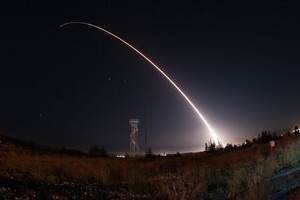 トランプ氏「北朝鮮と外交的解決、難しい」　ICBM発射実験の深刻度