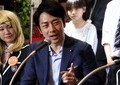 小泉進次郎氏「彼女いたら、バレてます」　高校生「直撃取材」に