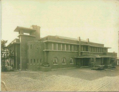 現在の「首相公邸」は1929年に「首相官邸」として建設された（写真は完成時。首相官邸ウェブサイトから）