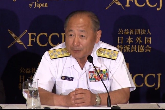 河野克俊統合幕僚長は、自衛隊の根拠規定が憲法に設けられることについて「非常にありがたい」と述べた（写真は日本外国特派員協会の中継動画より）
