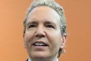 SMAPは「被害者」　デーブが示唆した「真犯人」像