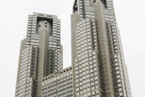 「都民ファースト」だから他県民は弾圧？　都議選圧勝で「大喜利」盛り上がる