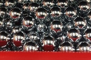 パチンコ「出玉規制」意味あるのか？　「依存症の人しかいなくなる」