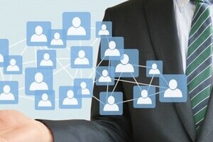 霞ヶ関人事は玉虫色？　朝日「にじむ『安倍カラー』」、読売「官邸色薄く」