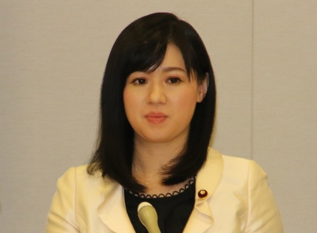 上西小百合議員（2017年3月撮影）