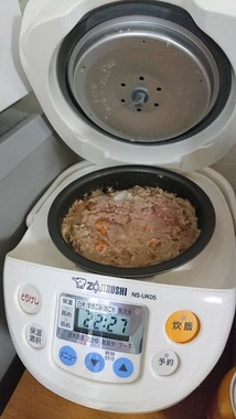 炊飯器に入れた時の様子（同）