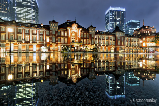 水面に東京駅が反射している（写真は「Taro OTSUKA」さん提供）